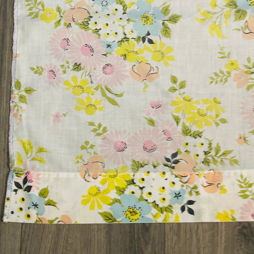 Vintage 70s Floral Fabric Sheet Pastel Daisy Pink Blue Yellow 101x74 Cottagecore
